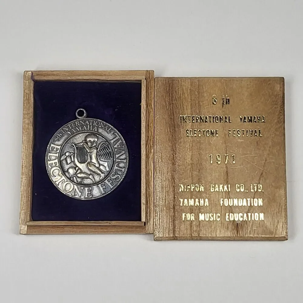 1971 8th International Yamaha Electone Festival Medal Pendant w/Box Vintage